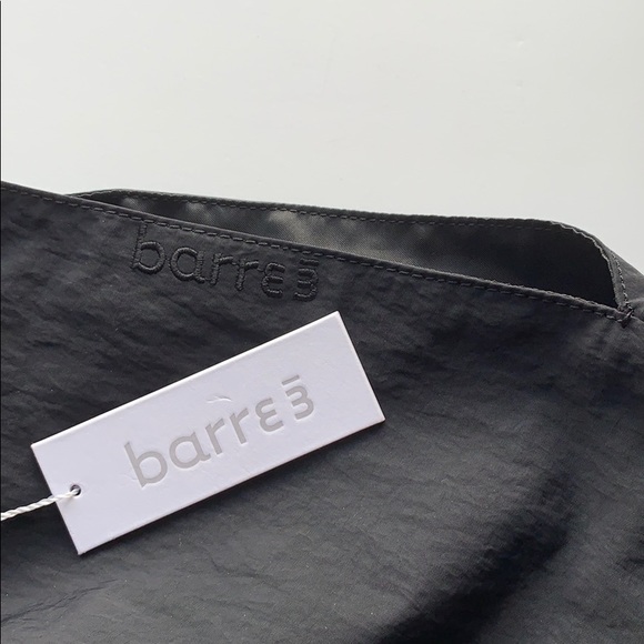 Lululemon x barre3 Cross It Off 20L Black Tote - Picture 12 of 13